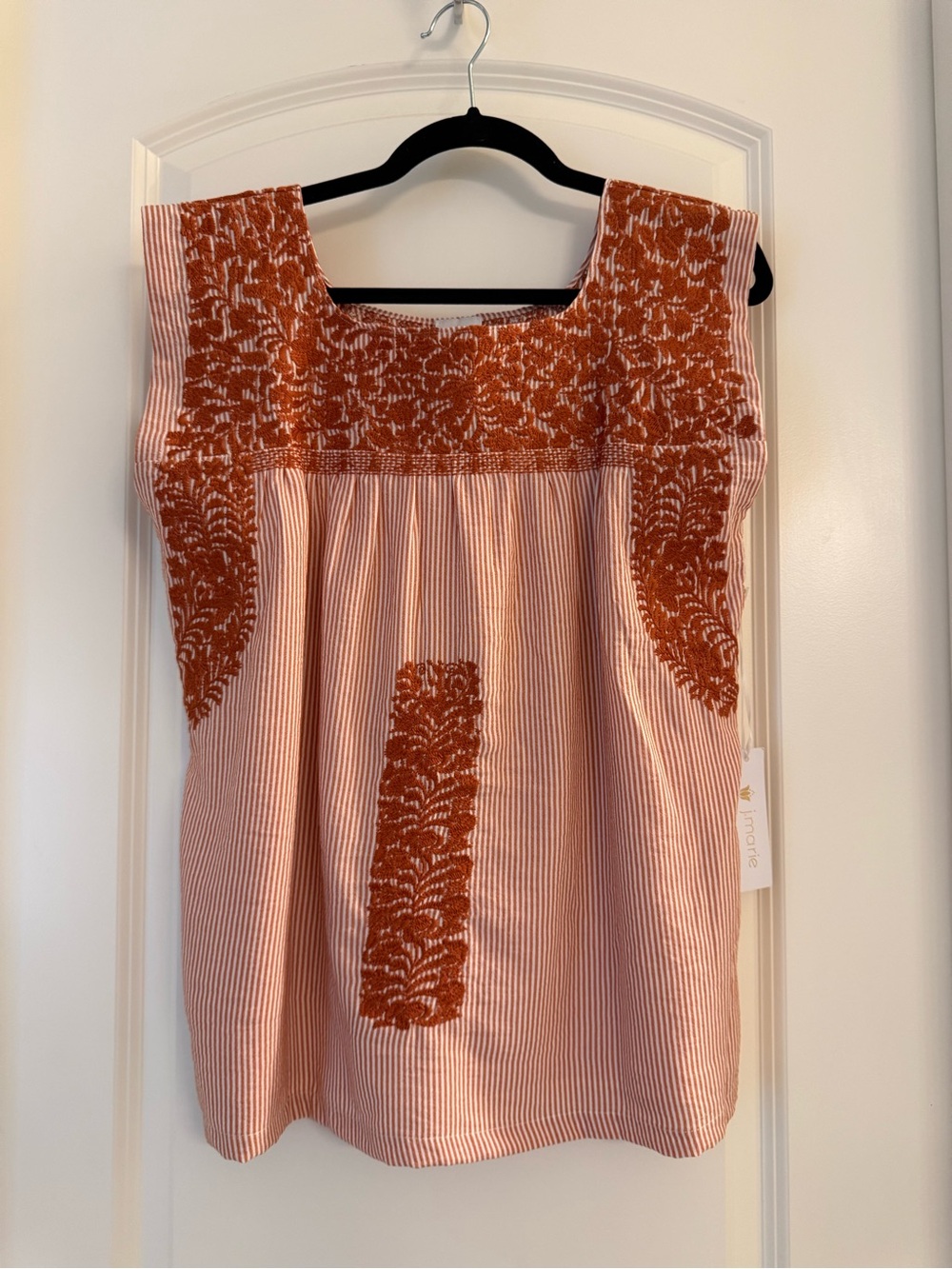 NWT j. marie Embroidered Burnt Orange Top